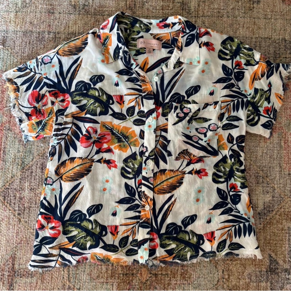 Philosophy Multicolor Tropical Floral Button Up Cropped Blouse with Raw Edges S